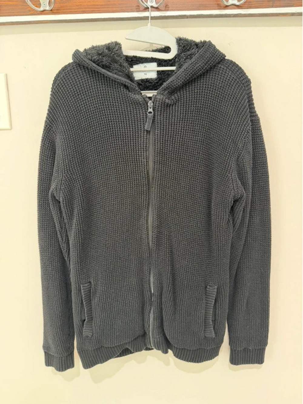 Black fur lined thick knit youth 16 zip up hoodie